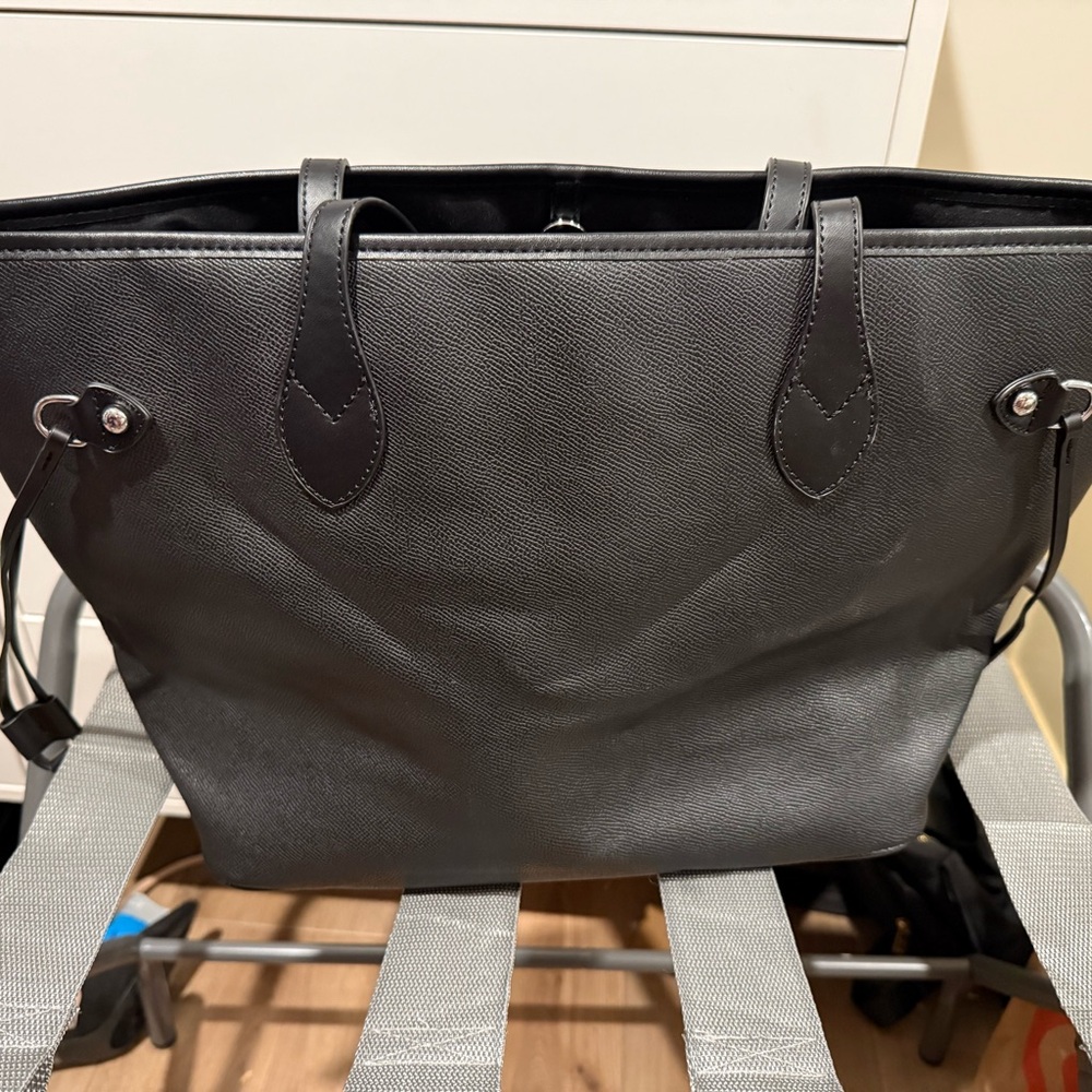 Daisy Rose tote bag
